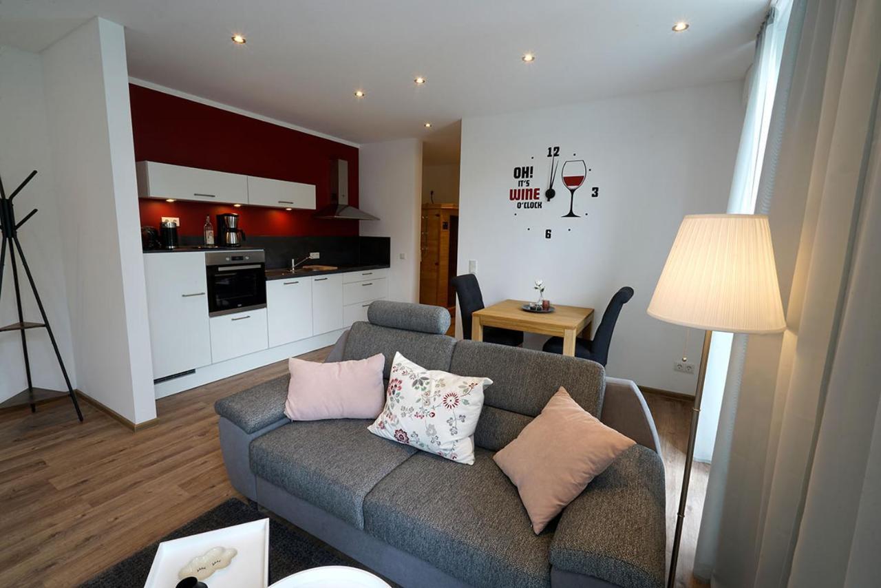 Neu Mont Royal Suiten 2 Bis 4 Personen Трабен-Трарбах Экстерьер фото