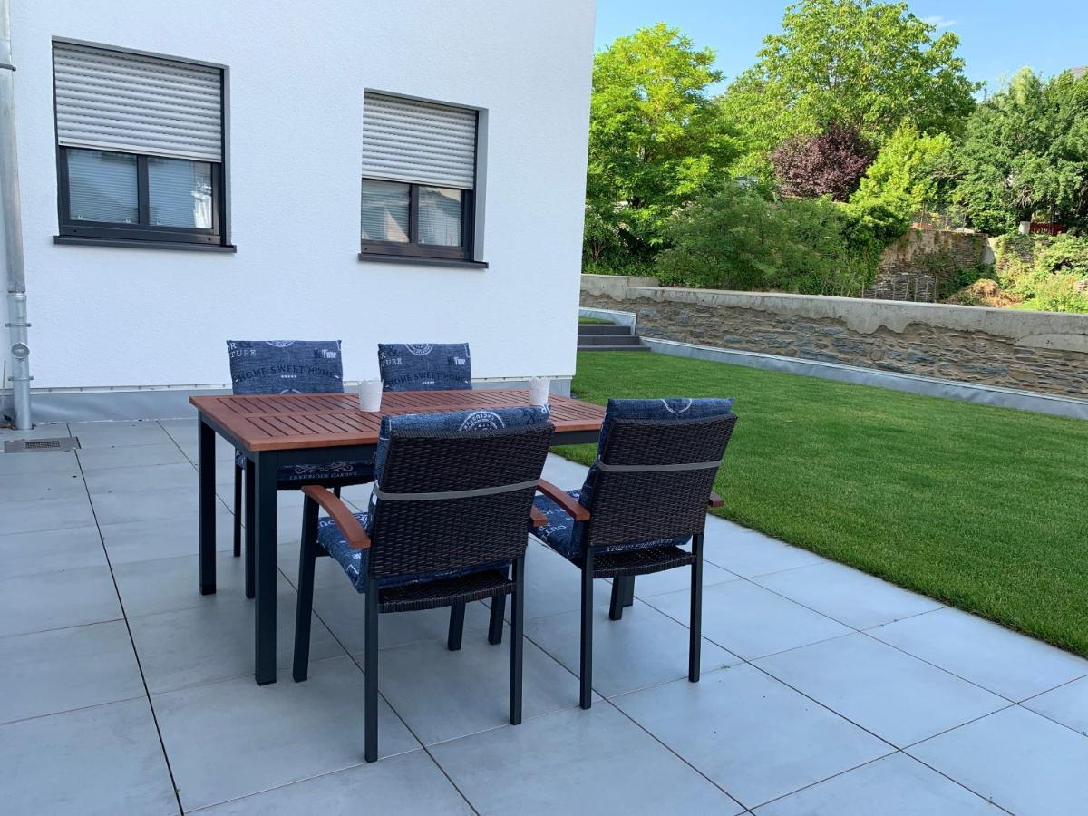 Neu Mont Royal Suiten 2 Bis 4 Personen Трабен-Трарбах Экстерьер фото